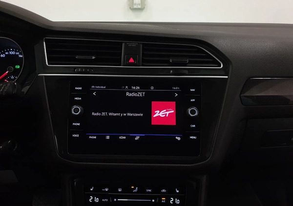 Volkswagen Tiguan cena 134999 przebieg: 141000, rok produkcji 2021 z Głuszyca małe 781